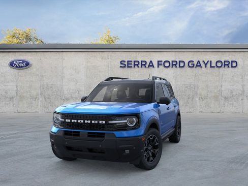 New 2025 Ford Bronco Sport Outer Banks w/ Outer Banks Tech Package+ AWD/4WD image 2