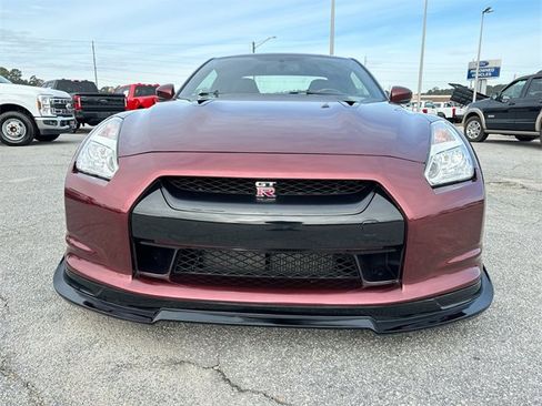 Used 2010 Nissan GT-R Premium image 10