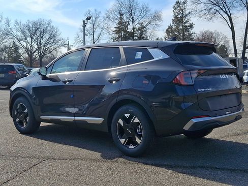 New 2026 Kia Sportage LX image 4