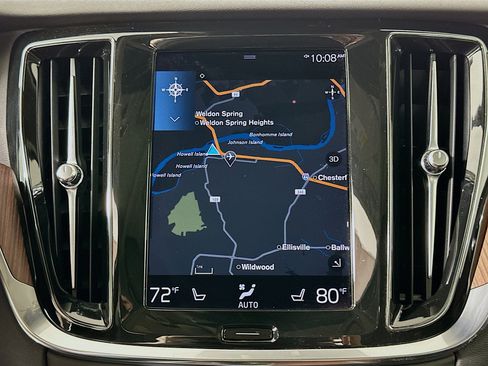 Used 2021 Volvo S60 T5 Momentum w/ Premium Package image 22