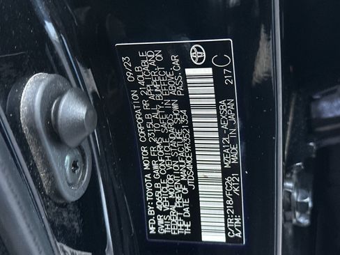 Used 2024 Toyota Corolla SE FWD image 27