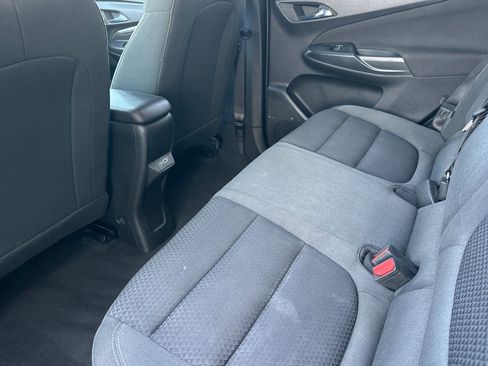 Used 2023 Chevrolet Bolt EUV LT image 12