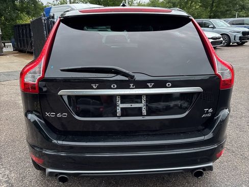 Used 2017 Volvo XC60 T6 R-Design w/ Climate Package AWD/4WD image 5