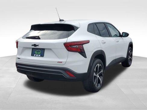 Certified 2024 Chevrolet Trax RS w/ Driver Confidence Package FWD image 5