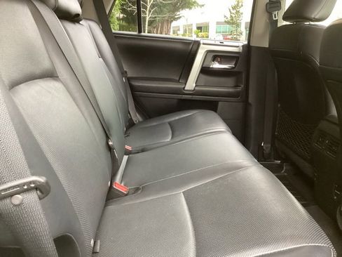 Used 2015 Toyota 4Runner Limited image 6