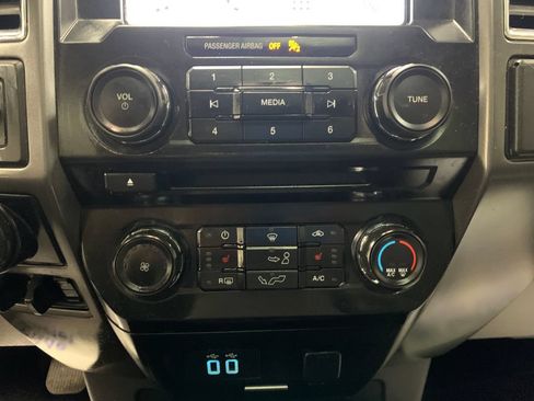 Used 2016 Ford F150 XLT w/ Equipment Group 302A Luxury AWD/4WD image 25