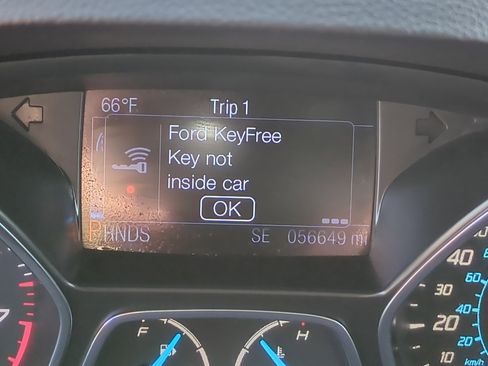 Used 2013 Ford Escape Titanium w/ Parking Technology Pkg image 21