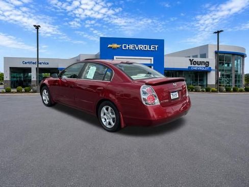 Used 2005 Nissan Altima 2.5 S w/ (H01) Premium Convenience Pkg FWD image 4