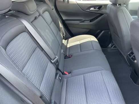 Used 2025 Chevrolet Equinox LT FWD image 26