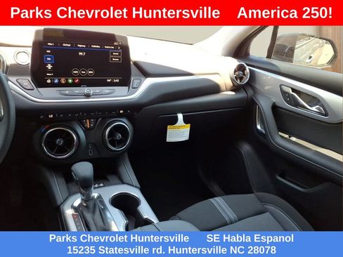 New 2026 Chevrolet Blazer LT w/ Convenience Package FWD image 23