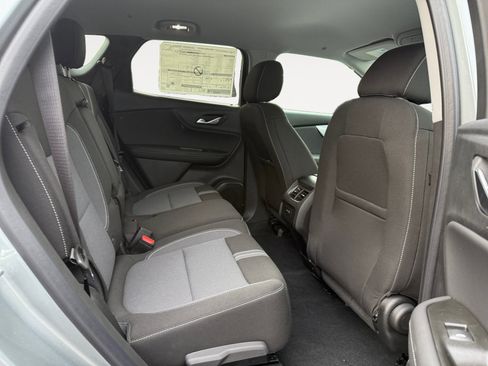 New 2025 Chevrolet Blazer LT image 18
