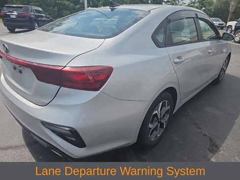 Used 2021 Kia Forte LXS FWD image 6