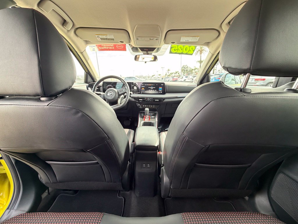 Certified 2025 Nissan Kicks SR FWD image 14