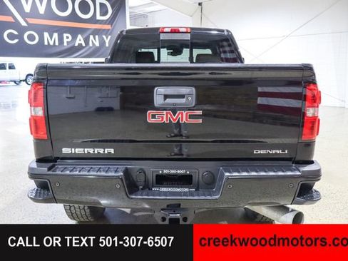 Used 2015 GMC Sierra 2500 Denali w/ Duramax Plus Package AWD/4WD image 23