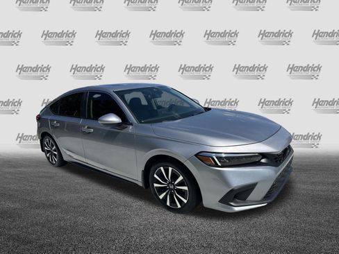 Used 2022 Honda Civic EX-L image 2