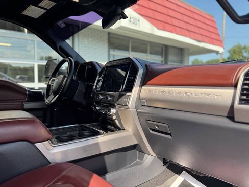 Used 2022 Ford F250 Platinum AWD/4WD image 43