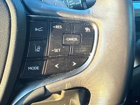 Used 2019 Lexus ES 350 w/ Premium Package image 25