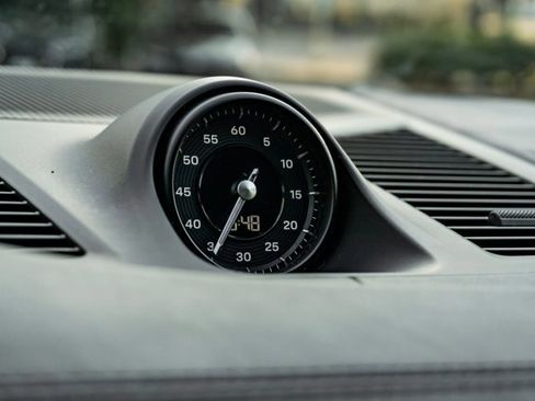 Used 2024 Porsche Cayenne S image 28