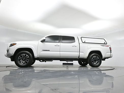 Used 2022 Toyota Tacoma TRD Sport image 48