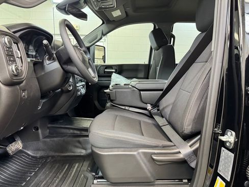 New 2026 GMC Sierra 2500 Pro image 13