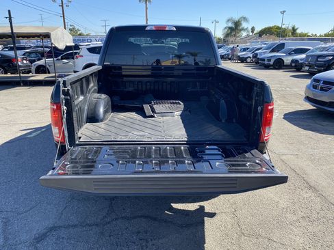 Used 2017 Ford F150 XLT image 17