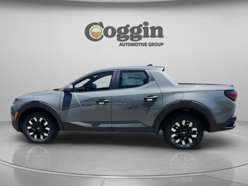 New 2026 Hyundai Santa Cruz SE FWD image 2