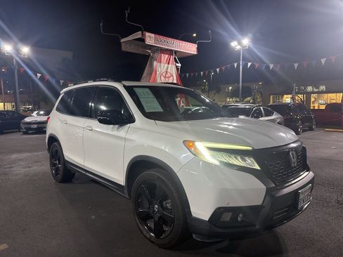 Used 2021 Honda Passport Elite image 2