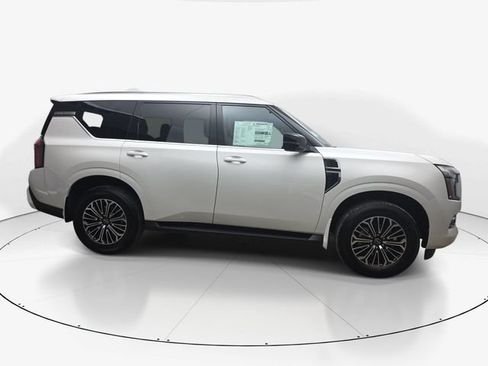 New 2026 Nissan Armada SL w/ Captain's Chari Seat Package AWD/4WD image 3