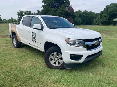 Used 2020 Chevrolet Colorado W/T w/ WT Convenience Package RWD image 12