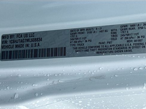 Used 2021 Jeep Gladiator Willys image 32