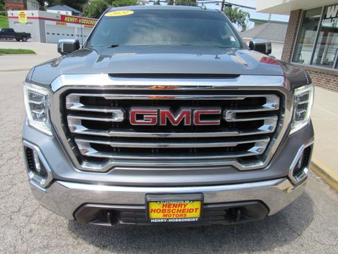 Used 2021 GMC Sierra 1500 SLT w/ SLT Premium Package AWD/4WD image 2
