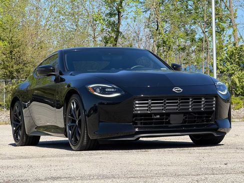 Used 2025 Nissan Z Performance w/ Floor Mat Package RWD image 36