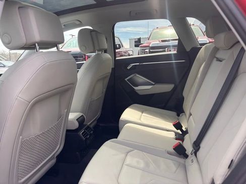 Used 2020 Audi Q3 2.0T Prestige AWD/4WD image 9