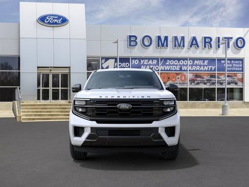 New 2027 Ford Expedition Max Platinum w/ Stealth Performance Package AWD/4WD image 3