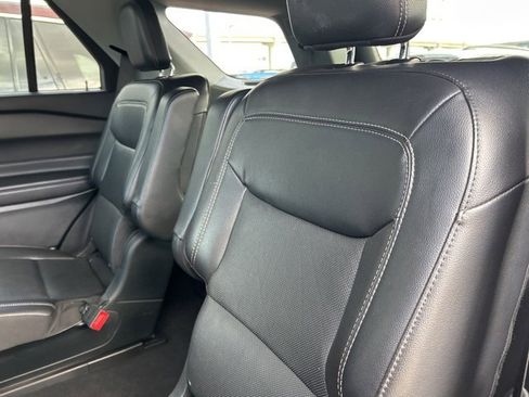 Used 2023 Ford Explorer Limited w/ Equipment Group 301A image 45