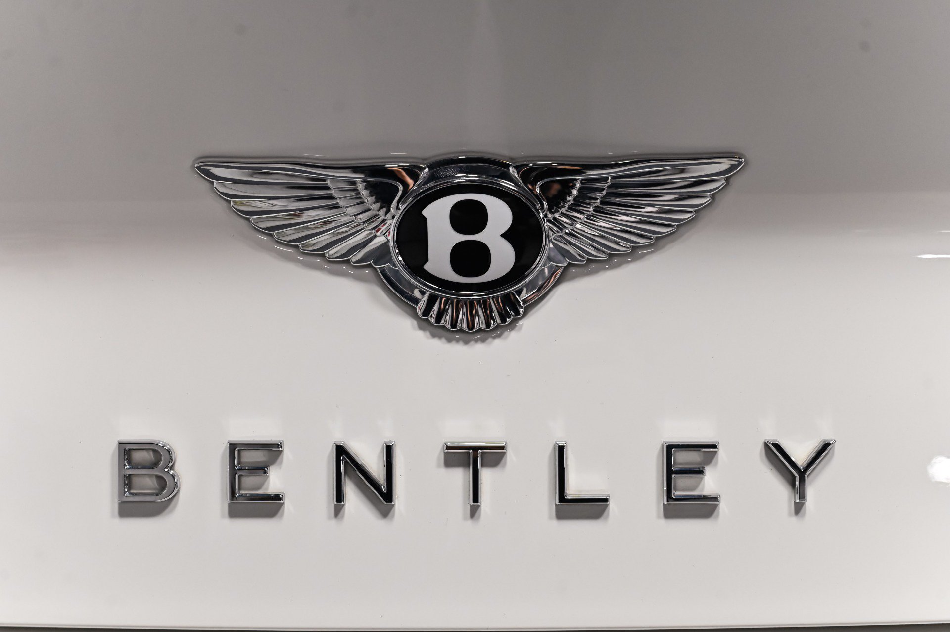 Used 2020 Bentley Continental GT AWD/4WD image 17