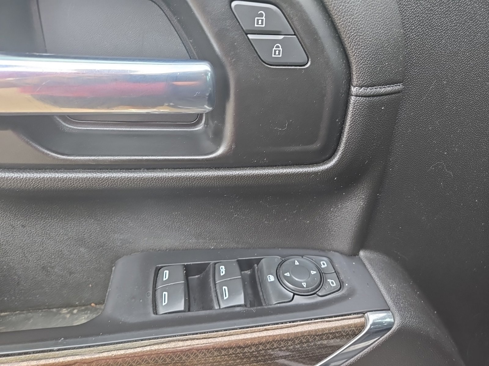 Used 2021 Chevrolet Silverado 1500 RST w/ Bed Protection Package RWD image 15