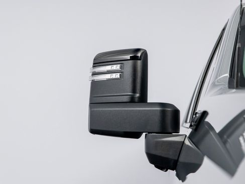 Used 2025 Chevrolet Silverado 2500 LTZ w/ LTZ Plus Package image 7