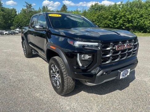 Used 2023 GMC Canyon AT4 AWD/4WD image 9