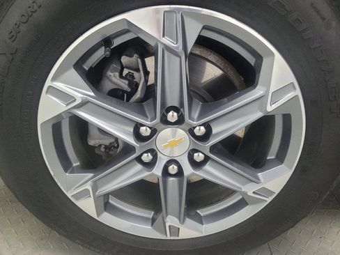 Used 2024 Chevrolet Blazer LT FWD image 31