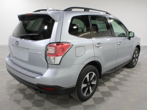 Used 2018 Subaru Forester 2.5i Premium AWD/4WD image 27