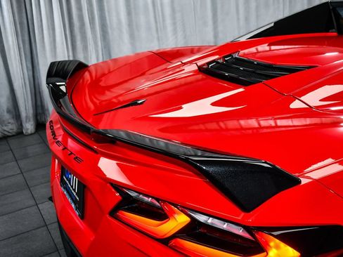 Used 2024 Chevrolet Corvette Stingray Premium Conv w/ Z51 Performance Package RWD image 88