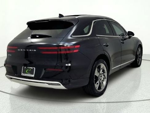 Used 2025 Genesis Electrified GV70 w/ Prestige Package AWD/4WD image 12