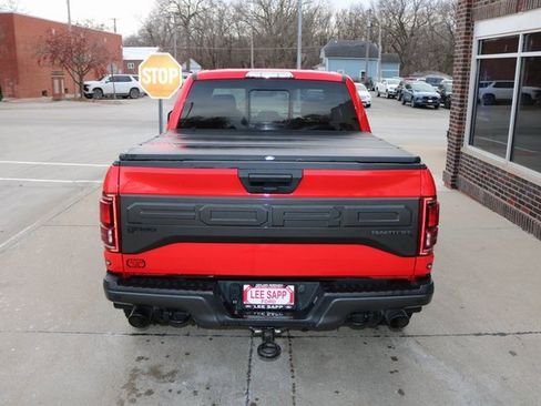 Used 2018 Ford F150 Raptor w/ Equipment Group 801A Mid image 7