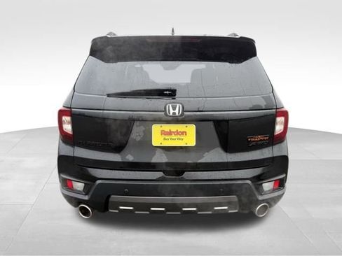 Used 2023 Honda Passport TrailSport image 9