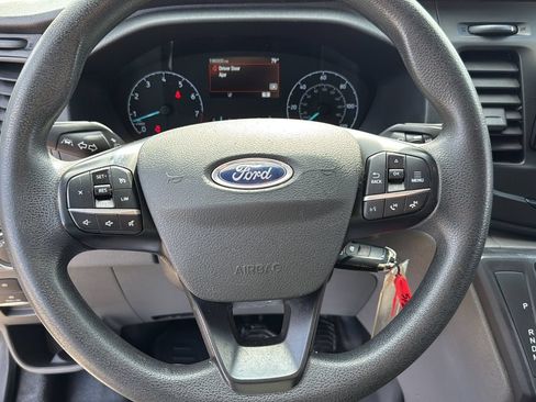 Used 2023 Ford Transit 250 Low Roof RWD image 9