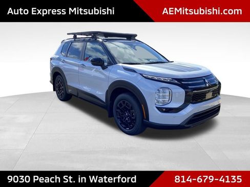 New 2025 Mitsubishi Outlander Trail Edition image 1
