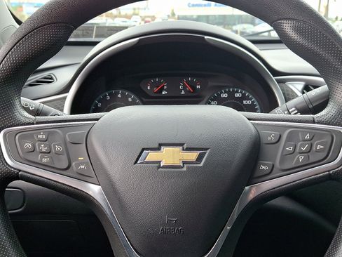 Used 2023 Chevrolet Malibu LT image 18