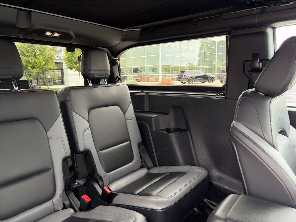 Used 2024 Ford Bronco Big Bend w/ Sasquatch Package AWD/4WD image 37