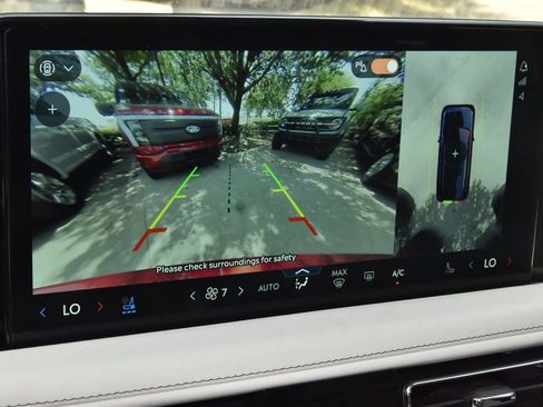 New 2026 Lincoln Aviator Reserve w/ Illumination Package AWD/4WD image 30